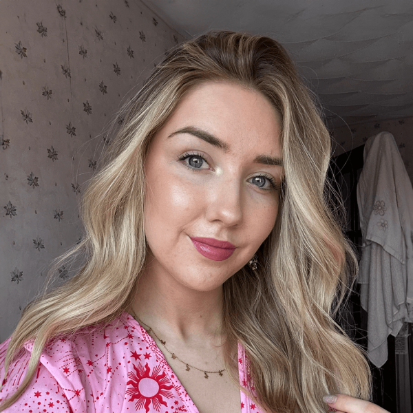 Ultimate Touch Hair Salon | Bonnie - Junior Stylist